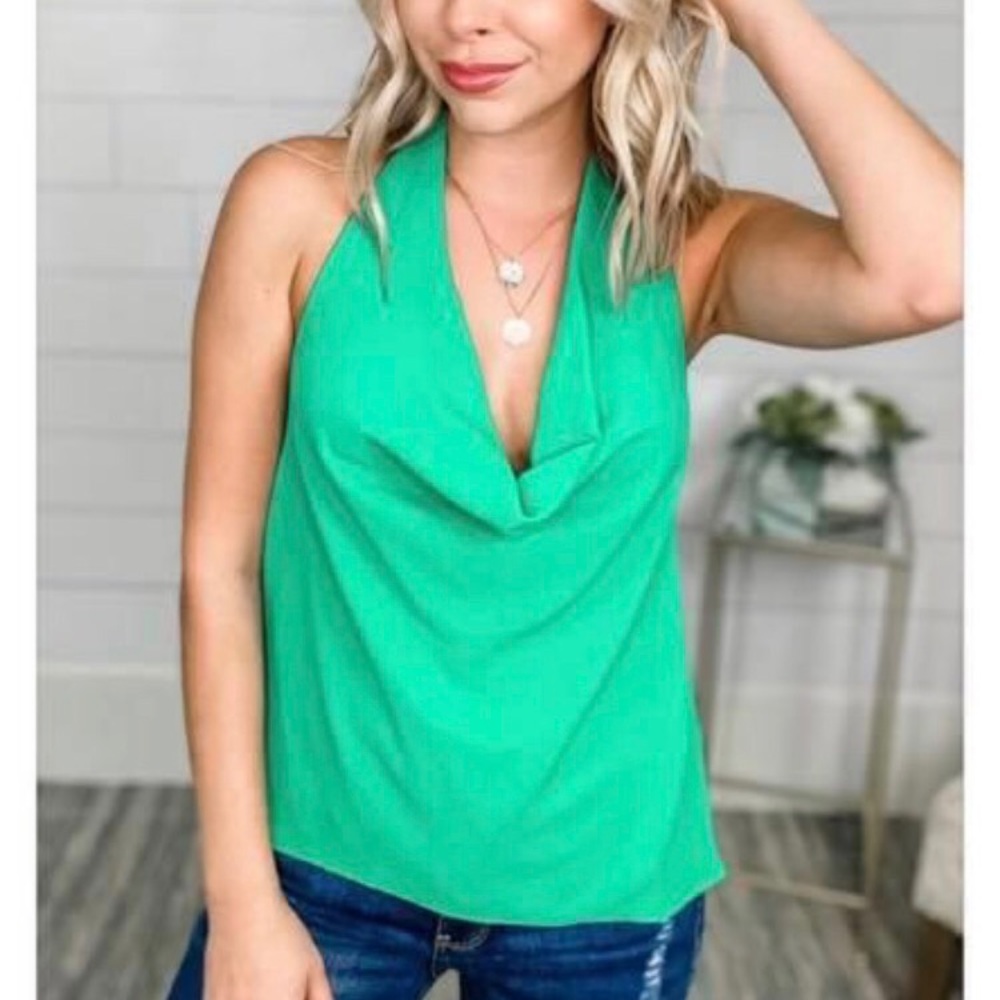 Kelly Green Halter Top 🍀💚